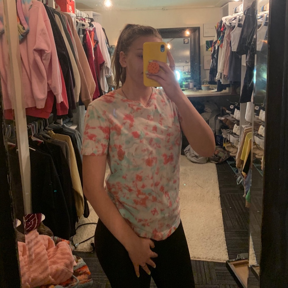 Victoria’s Secret PINK tie dye t-shirt